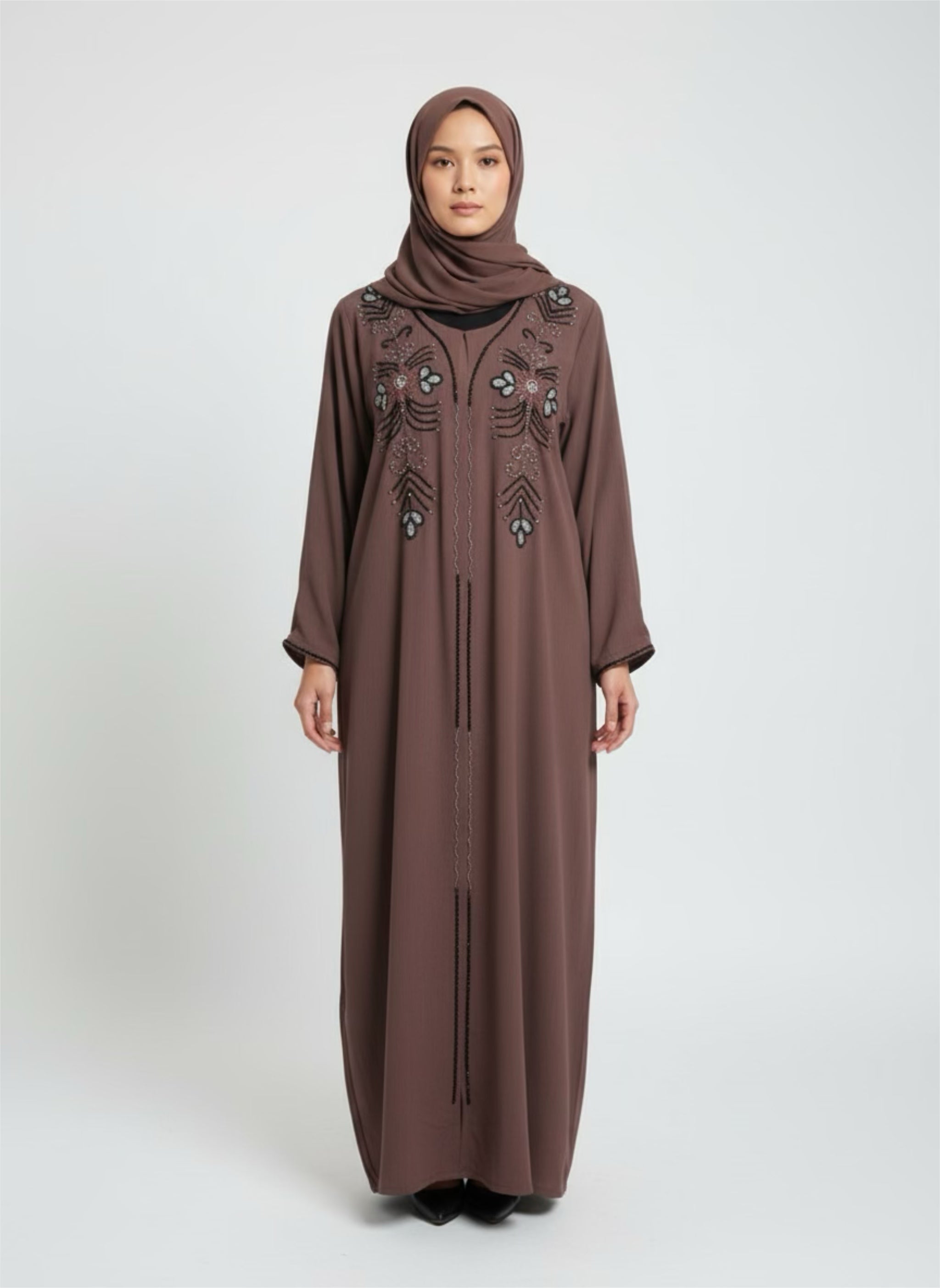 A versatile abaya