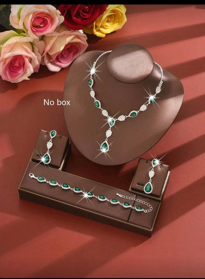 Women’s Fashion Jewelry Set – Necklace & Earrings