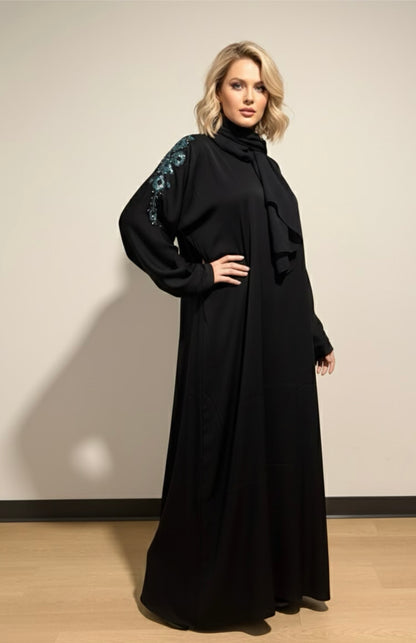 Dubai close Aba  Women wear