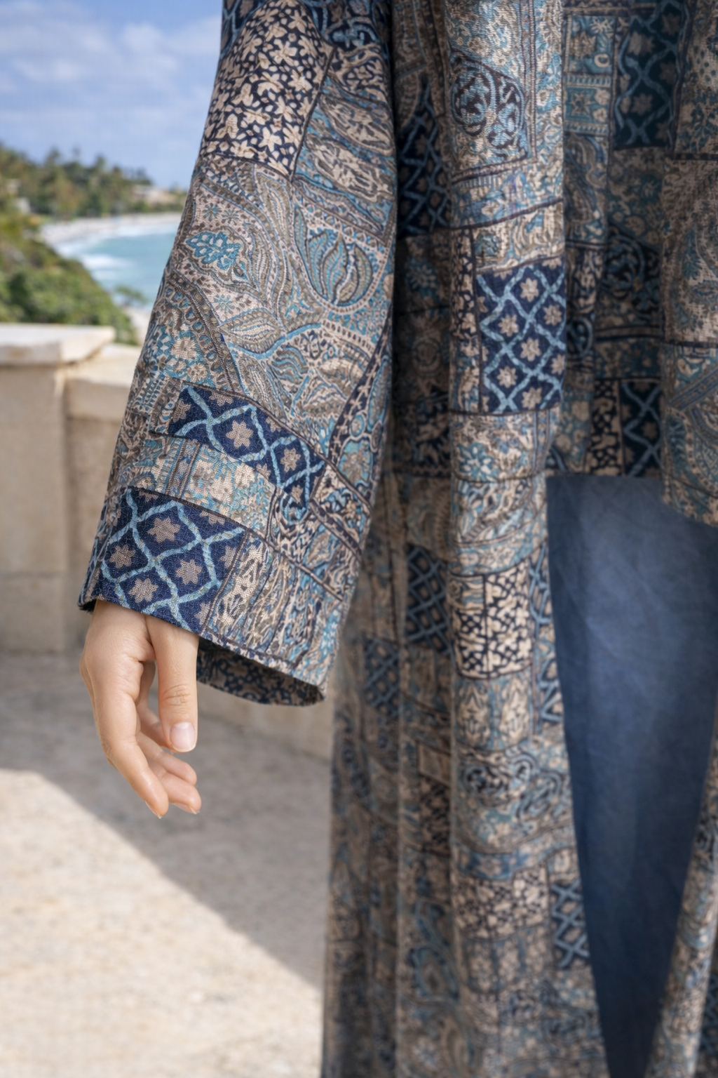 Silver Paisley Elegance Abaya Set